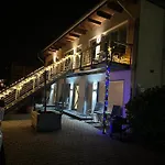 Apartmenthaus Apartment Zeuthen