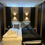 アパート Apartmenthaus ツォイテン