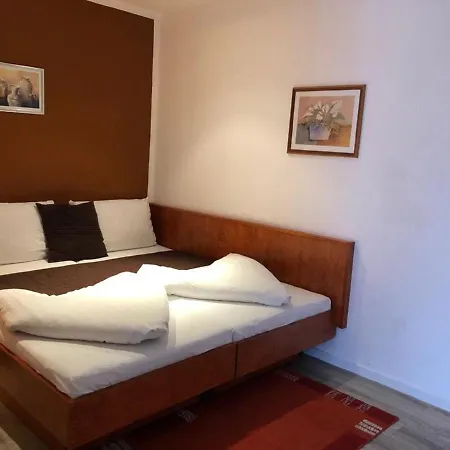 Apartmenthaus Apartment Zeuthen