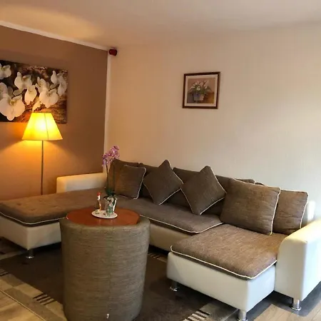 Apartmenthaus * Zeuthen