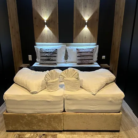 Apartmenthaus Апартаменты Цойтен