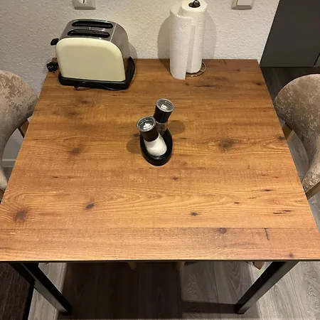 Apartmenthaus 1 شقة