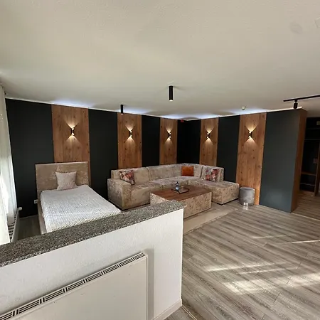 Apartmenthaus 1 شقة *