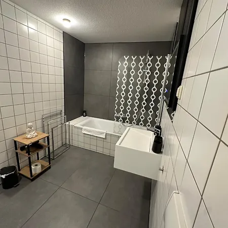 Apartmenthaus 1 شقة *