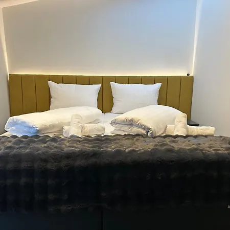 Apartmenthaus 1