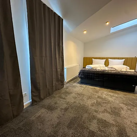 شقة Apartmenthaus 1 زيوثين