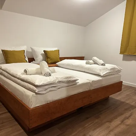 Apartmenthaus 1