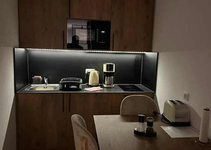 Apartmenthaus زيوثين