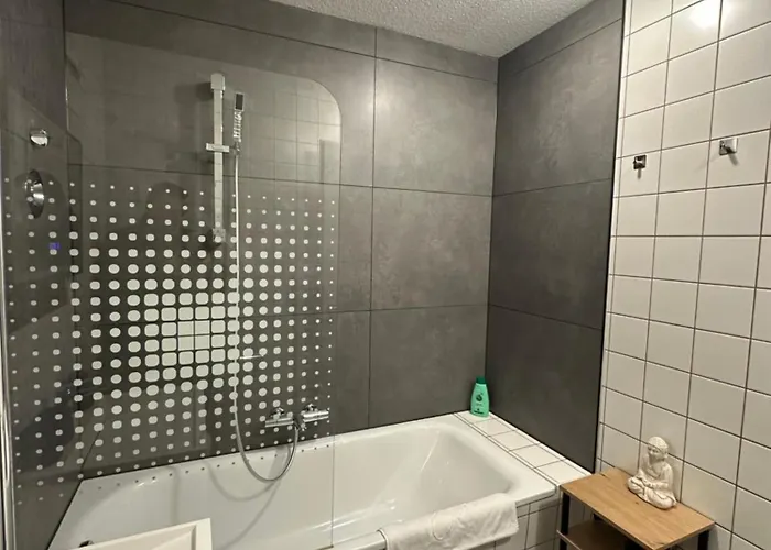 Apartmenthaus * زيوثين